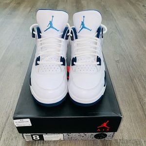 Jordan 4 Retro “Columbia” (2015)